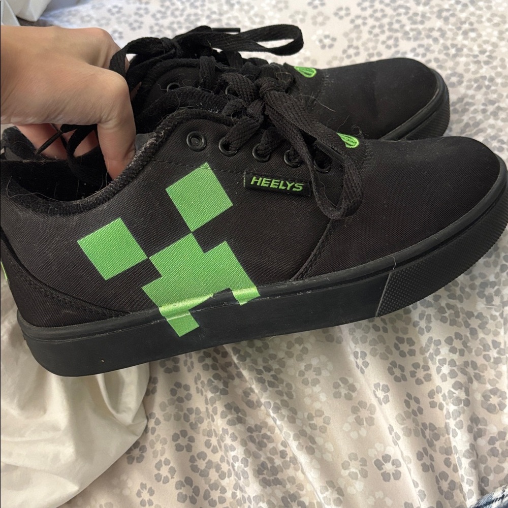 Heelys Black and Neon Green Sneakers